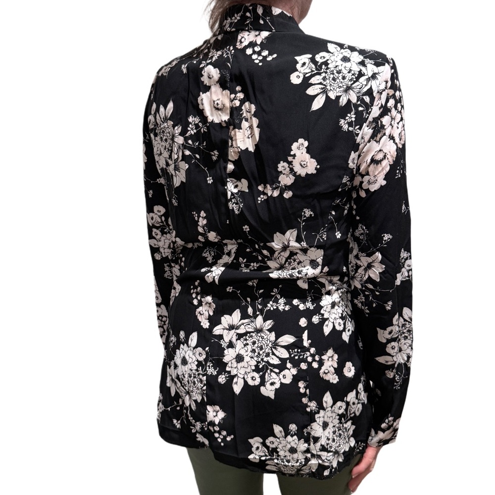 ASTR Black Ivory Floral Open Front Lightweight Blazer Kimono Jacket Top Small - Picture 8 of 15